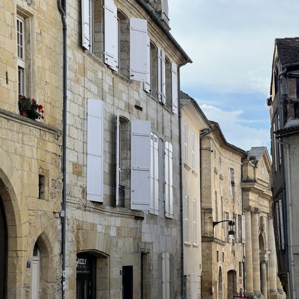 Lieux d experiences visite guidee bergerac Vue rue 1
