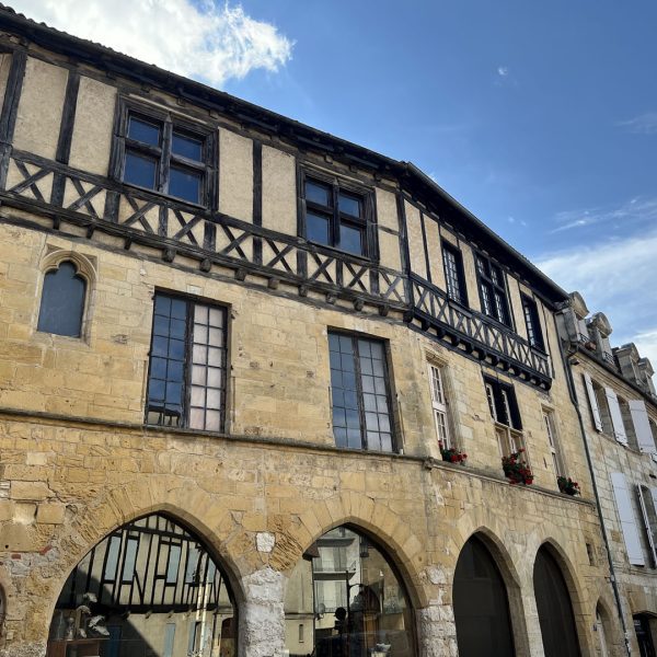 Lieux d experiences visite guidee bergerac maiosn medievale 10